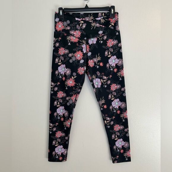 SO Black Floral Print Sporty 7/8 Leggings Crossover Waistband Size Medium - Picture 2 of 10